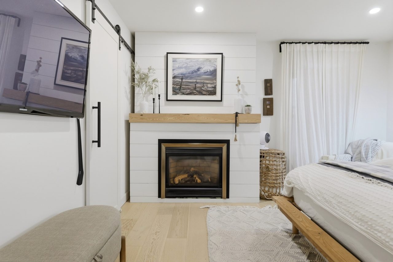 Bedroom walls and trim with a calm, considered colour scheme